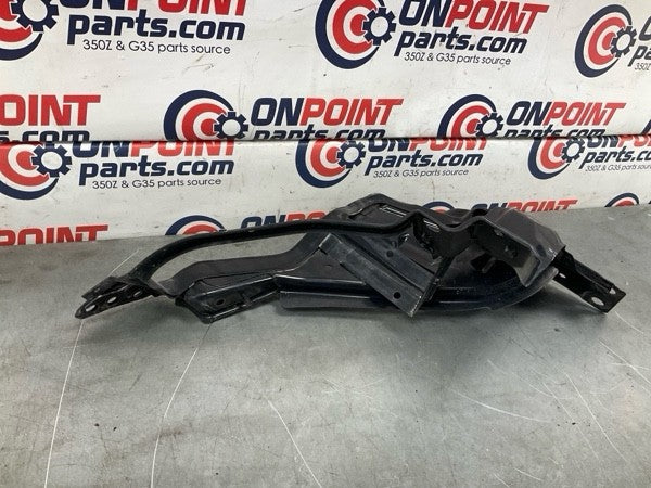 03-06 Nissan 350Z Passenger RH Front Headlight Basket Bracket 62520CD000 OEM bqg