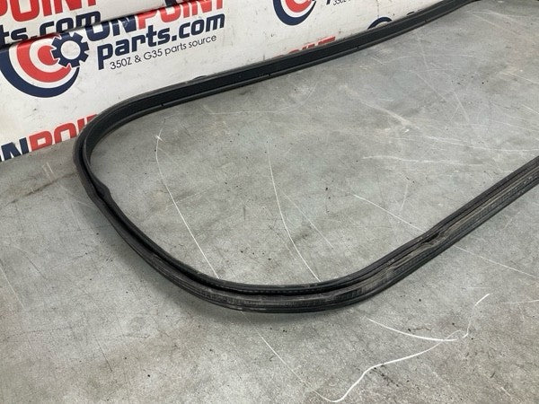 03-09 Nissan 350Z Convertible Trunk Frame Weatherstrip 84830CE400 OEM 24Bbqgi
