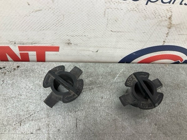 03-07 Infiniti G35 03-09 Nissan 350Z Upper Radiator Locks 21542AL500 OEM 13Bbegc