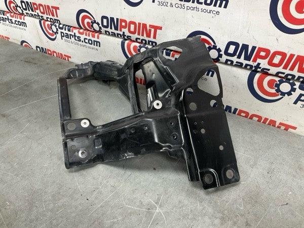 03-06 Nissan 350Z Passenger RH Front Headlight Basket Bracket 62520CD000 OEM bqg