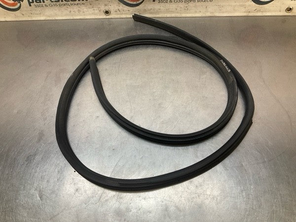 03-09 Nissan 350Z Convertible Driver Door Shell Weatherstrip 80831CE400 OEM bqga