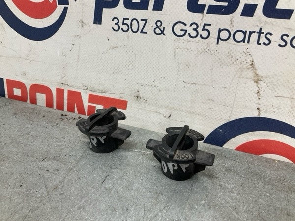 03-07 Infiniti G35 03-09 Nissan 350Z Upper Radiator Locks 21542AL500 OEM 13Bbegc