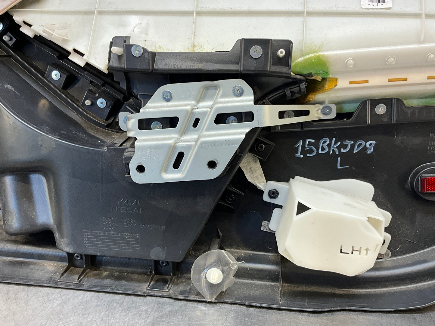 2009 Nissan 370Z Driver Left Interior Door Panel OEM 15BKJD8 - On Point Parts Inc