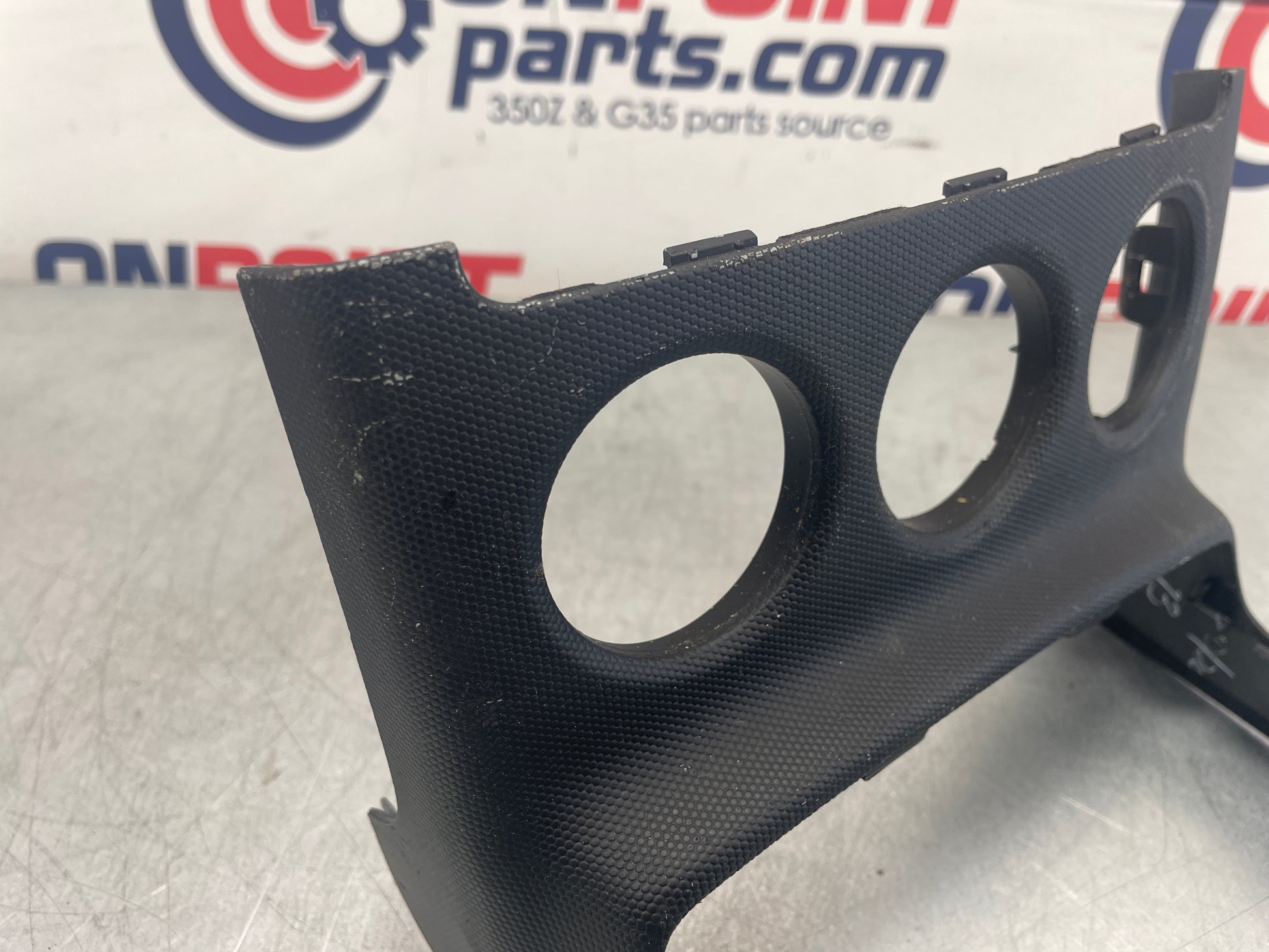 2006 Nissan 350Z Automatic Shift Bezel AC Control Console Finish TrimOEM 21BHKDC - On Point Parts Inc