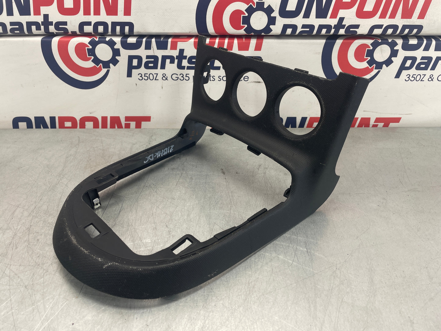 2006 Nissan 350Z Automatic Shift Bezel AC Control Console Finish TrimOEM 21BHKDC - On Point Parts Inc