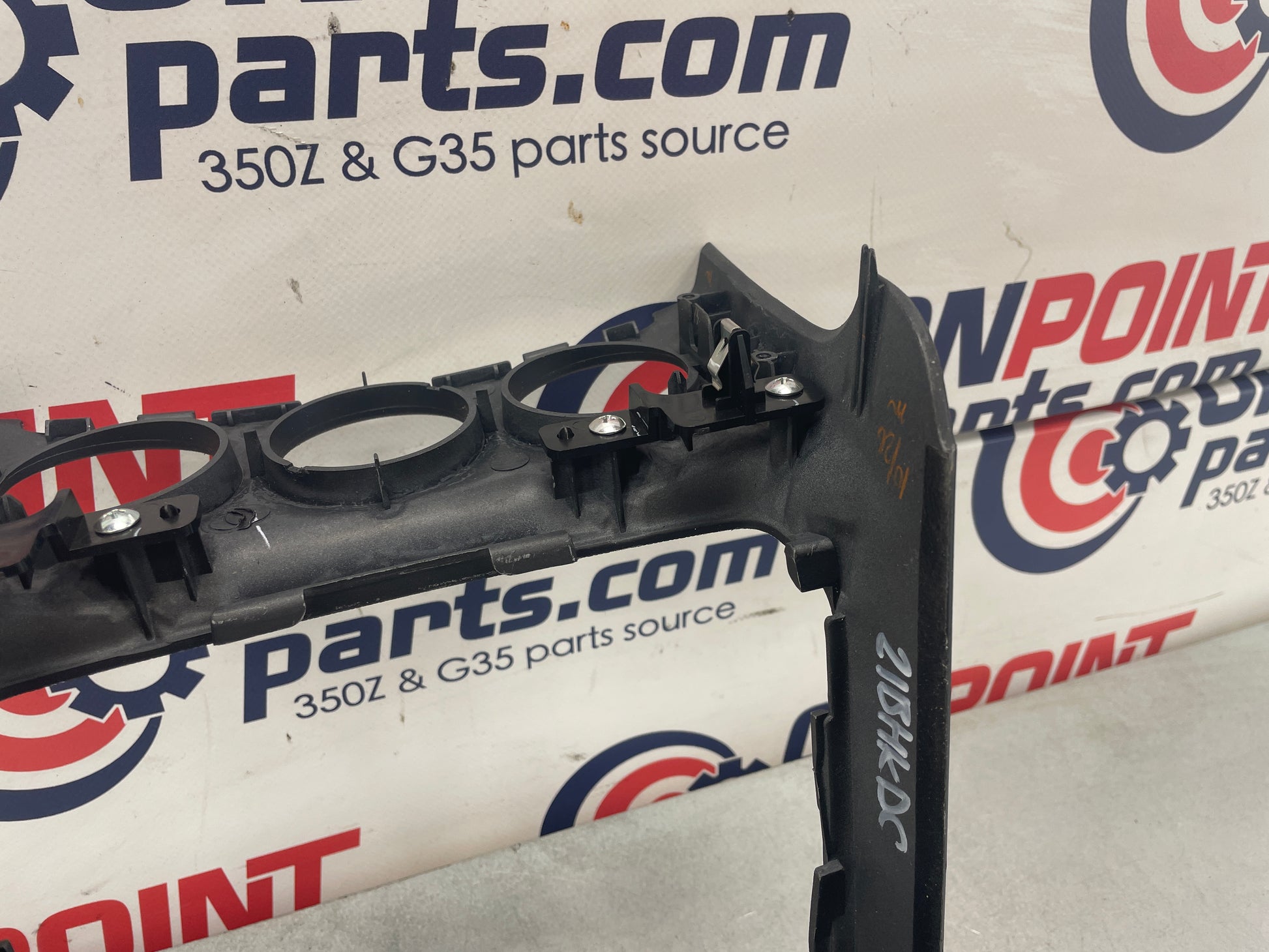 2006 Nissan 350Z Automatic Shift Bezel AC Control Console Finish TrimOEM 21BHKDC - On Point Parts Inc