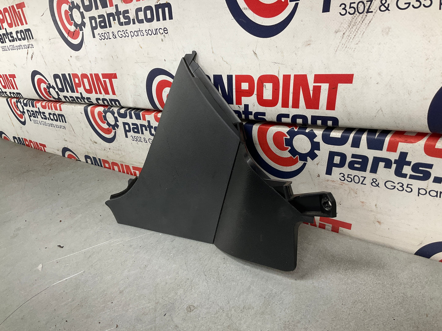 2003 Nissan Z33 350Z Front Passenger Kick Panel Trim Oem 22Bdxfe - On Point Parts Inc