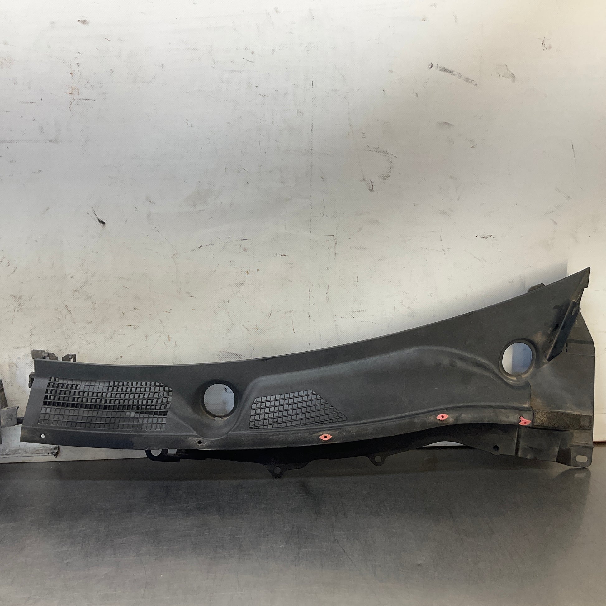 2011 Infiniti V36 G37 Front Windshield Cowl Wiper Cover Panel Oem 24Bklf3 - On Point Parts Inc
