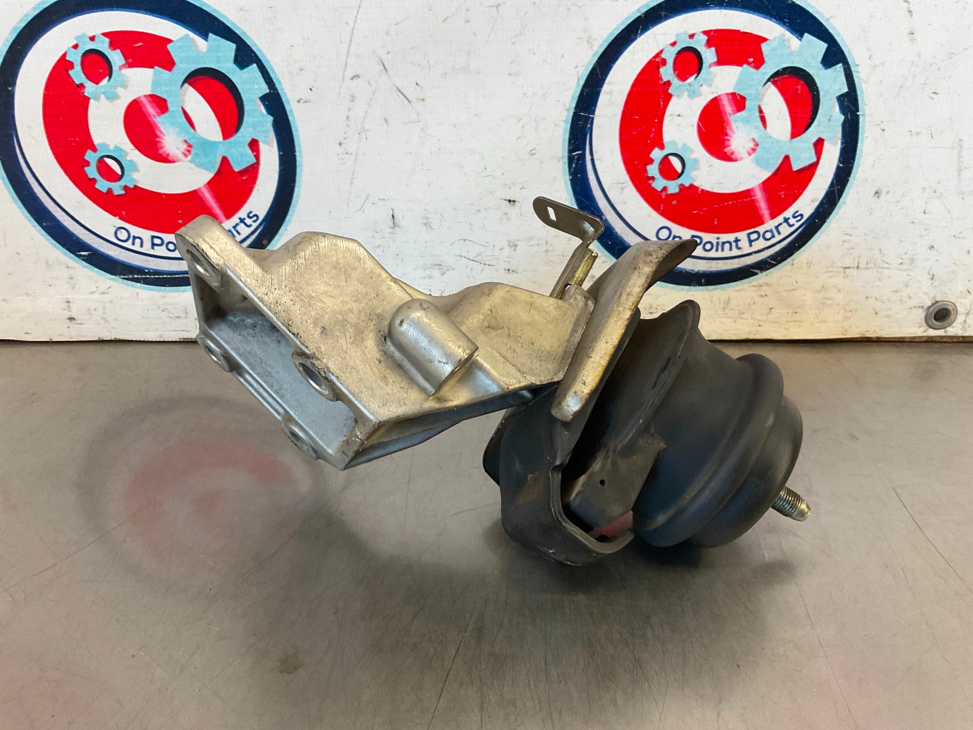 2004 Nissan 350Z VQ35DE Engine Motor Mount OEM 22BC6D0 - On Point Parts Inc
