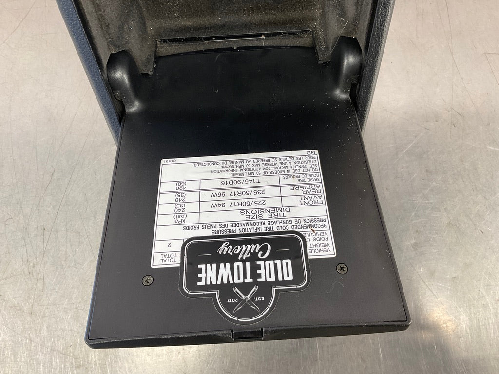 2003 Nissan 350Z Center Console with Cubby and Hazards Manual OEM 23BCPE8 - On Point Parts Inc