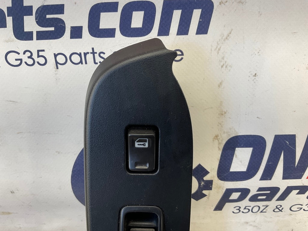 2003 Infiniti G35 Passenger Right Front Door Lock Window Switches OEM 15BDDEE - On Point Parts Inc