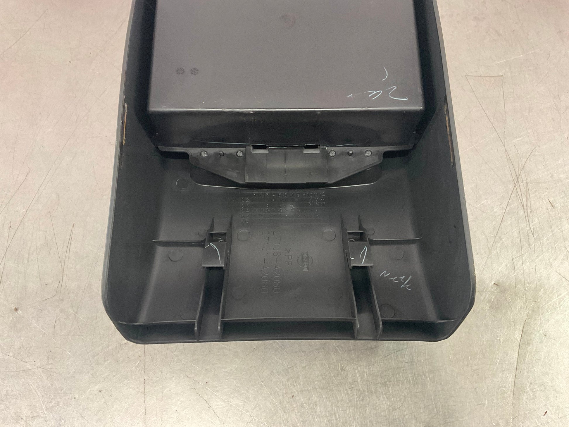 2006 Infiniti G35 Rear Center Console OEM 11BGND7 - On Point Parts Inc
