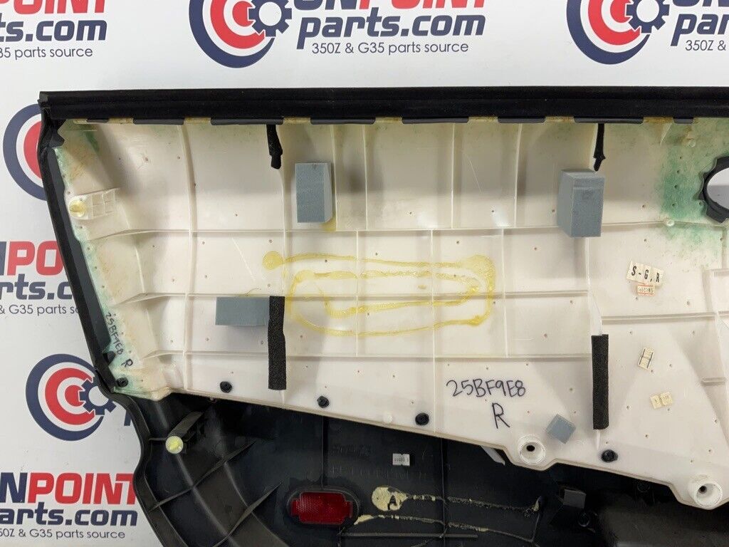 2004 Nissan 350Z Passenger Right Interior Door Panel 80900 OEM 25BF9E8 - On Point Parts Inc