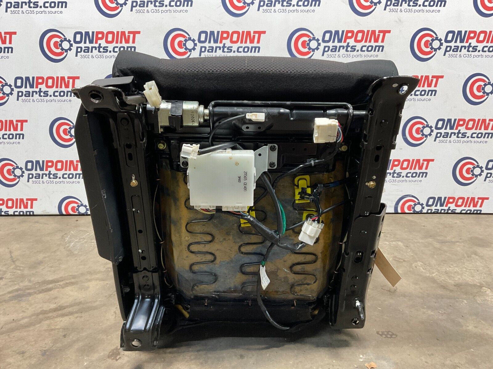 2004 Nissan 350Z Passenger Right Convertible Power Cloth Seat OEM 25BF9E9 - On Point Parts Inc