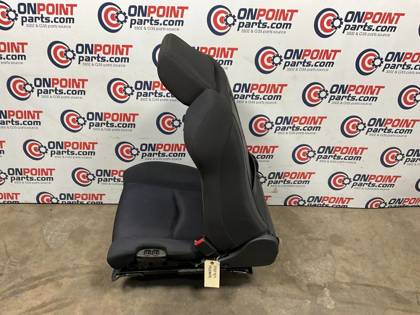 2004 Nissan 350Z Passenger Right Convertible Power Cloth Seat OEM 25BF9E9 - On Point Parts Inc