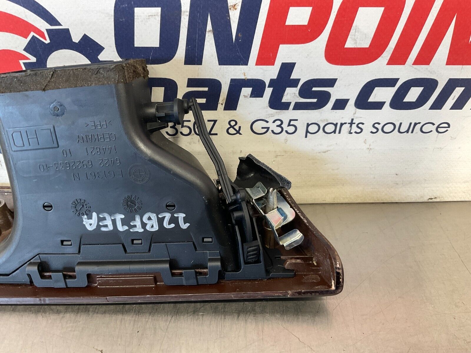 2006 BMW 330i E90 Driver Left Wood Grain Dash Vent OEM 12BF1EA - On Point Parts Inc