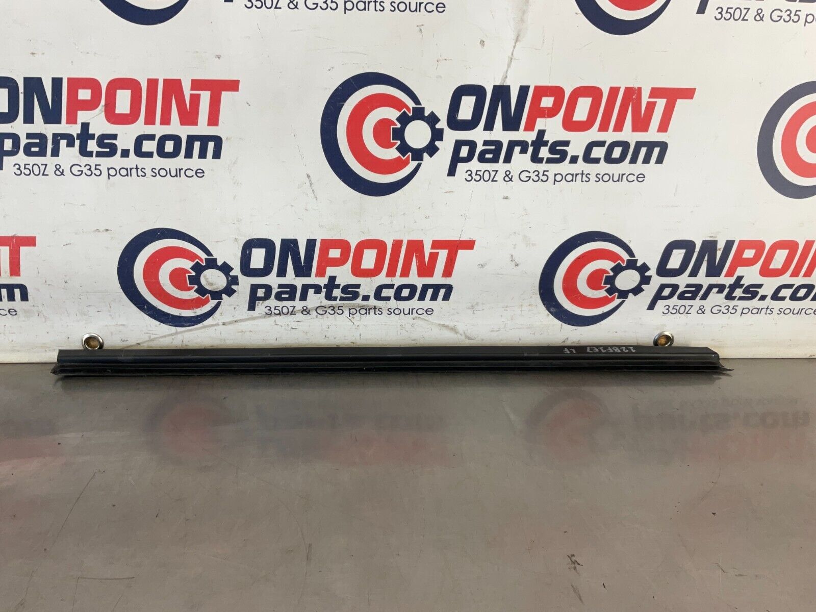 2006 BMW 330i E90 Sedan Driver Left Front Window Weatherstrip OEM 12BF1E7 - On Point Parts Inc