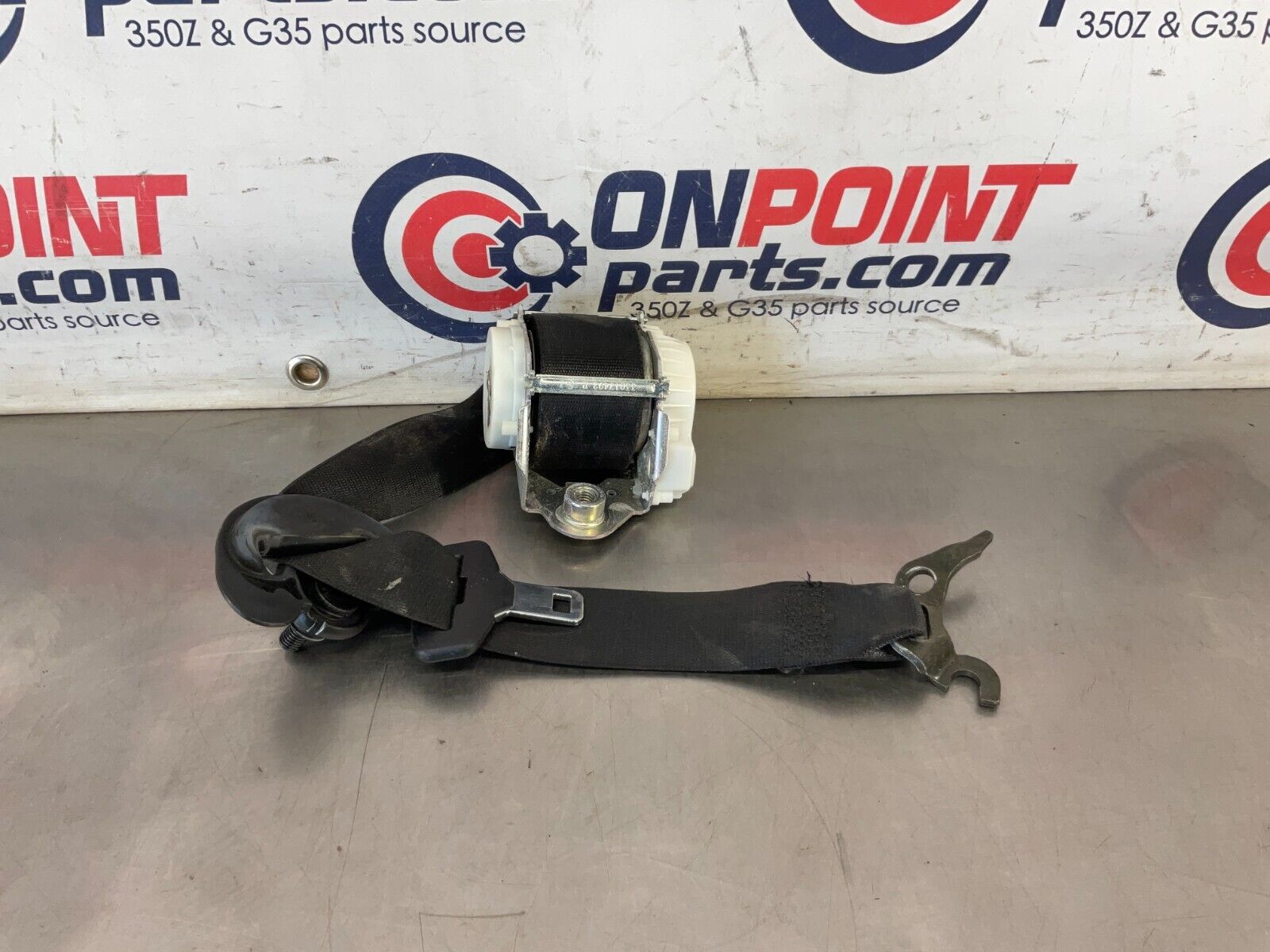 2006 BMW 330i E90 Driver Left Front Seat Belt Retractor Tensioner OEM 12BF1EA - On Point Parts Inc
