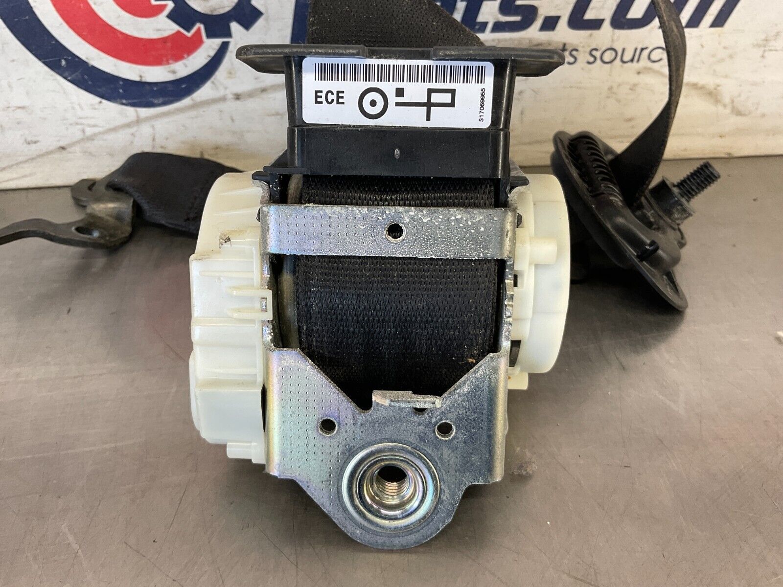 2006 BMW 330i E90 Driver Left Front Seat Belt Retractor Tensioner OEM 12BF1EA - On Point Parts Inc