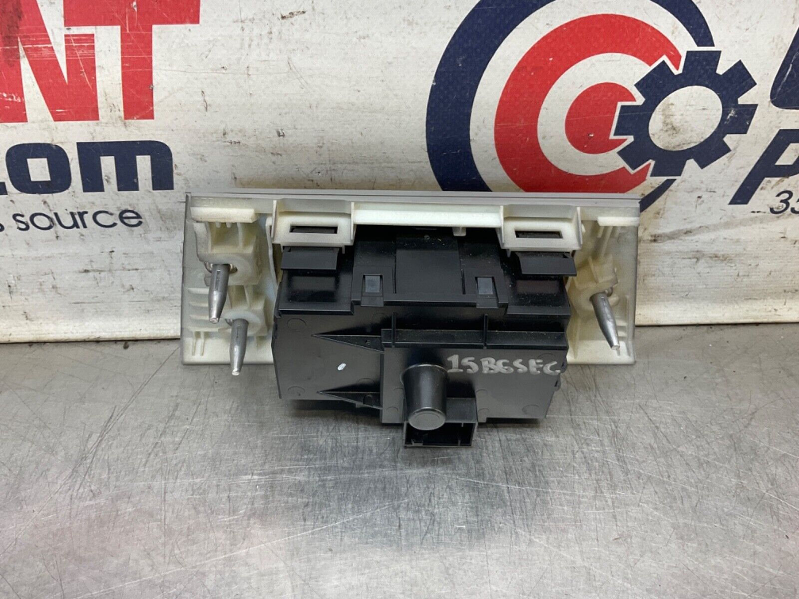 2009 BMW E92 335i Driver Left Headlights Fog Lights Switches OEM 15BGSEC - On Point Parts Inc