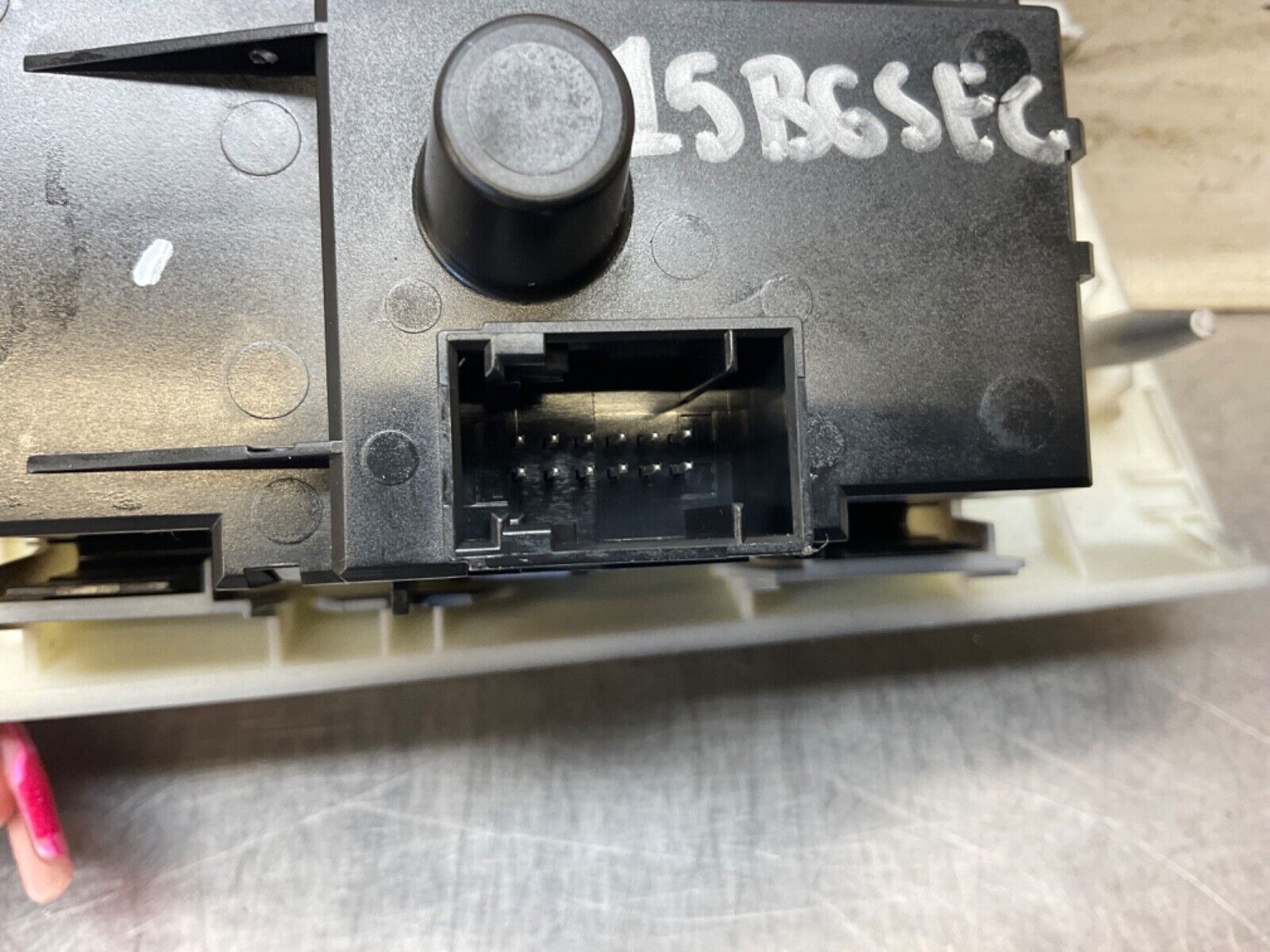 2009 BMW E92 335i Driver Left Headlights Fog Lights Switches OEM 15BGSEC - On Point Parts Inc