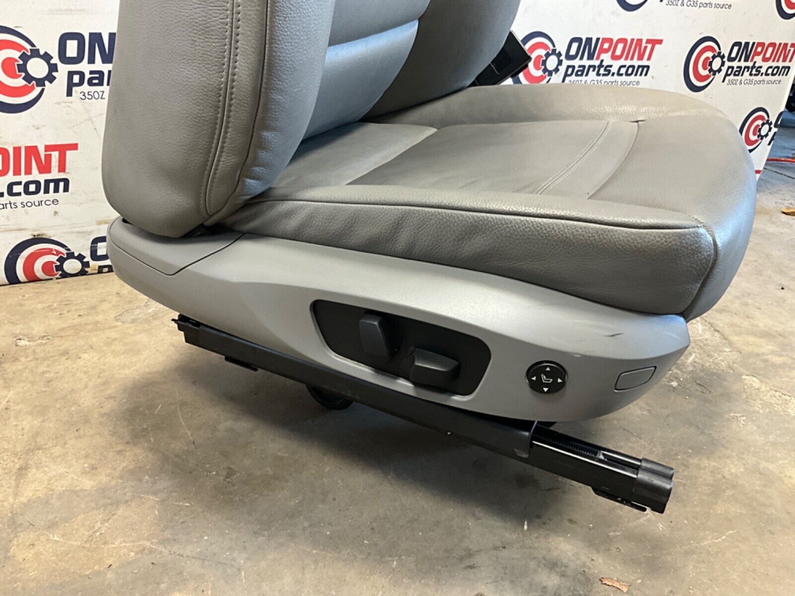 2009 BMW E92 335i Passenger Right Front Power Leather Heated Seat OEM 15BGSE9 - On Point Parts Inc