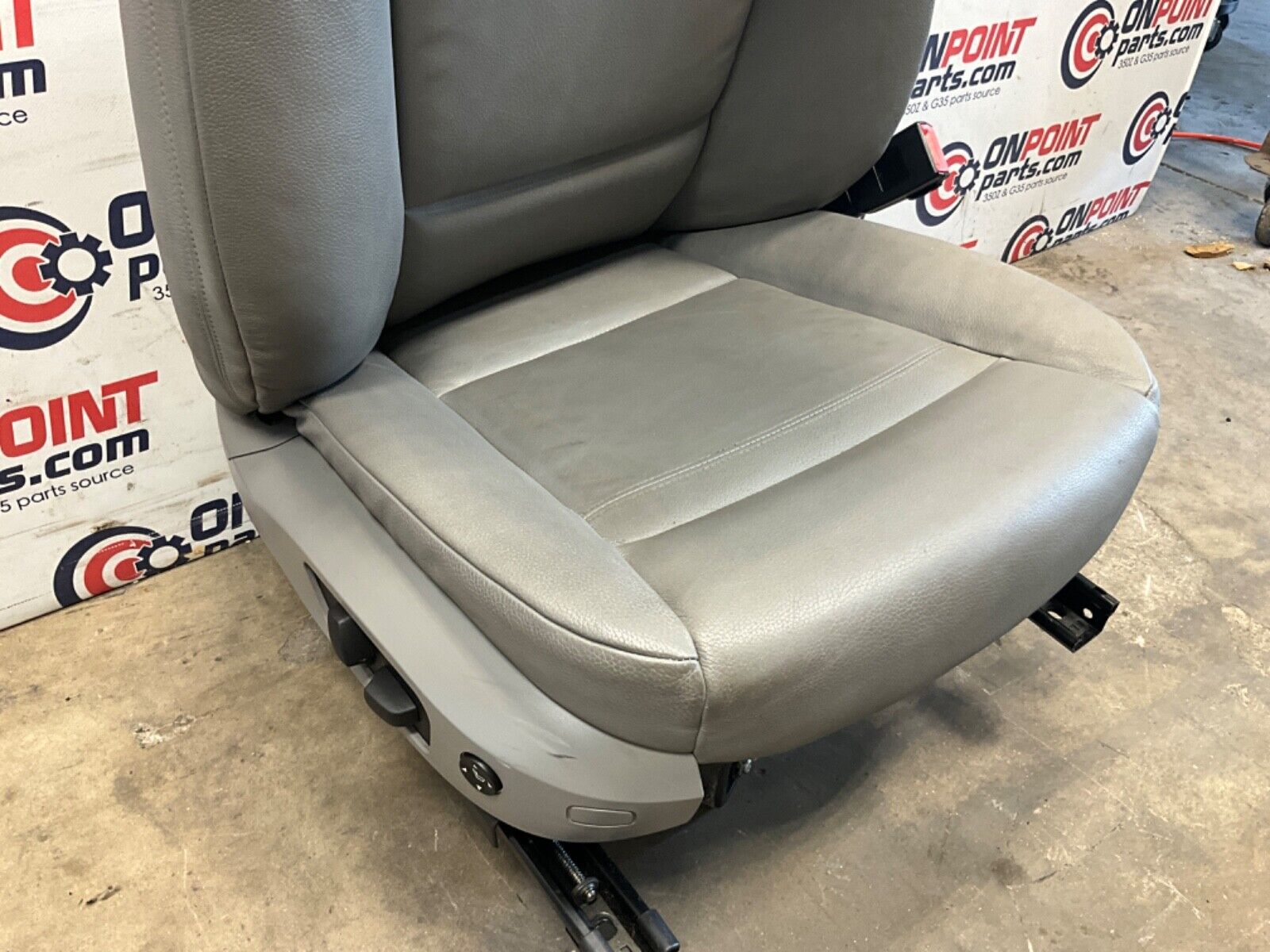 2009 BMW E92 335i Passenger Right Front Power Leather Heated Seat OEM 15BGSE9 - On Point Parts Inc