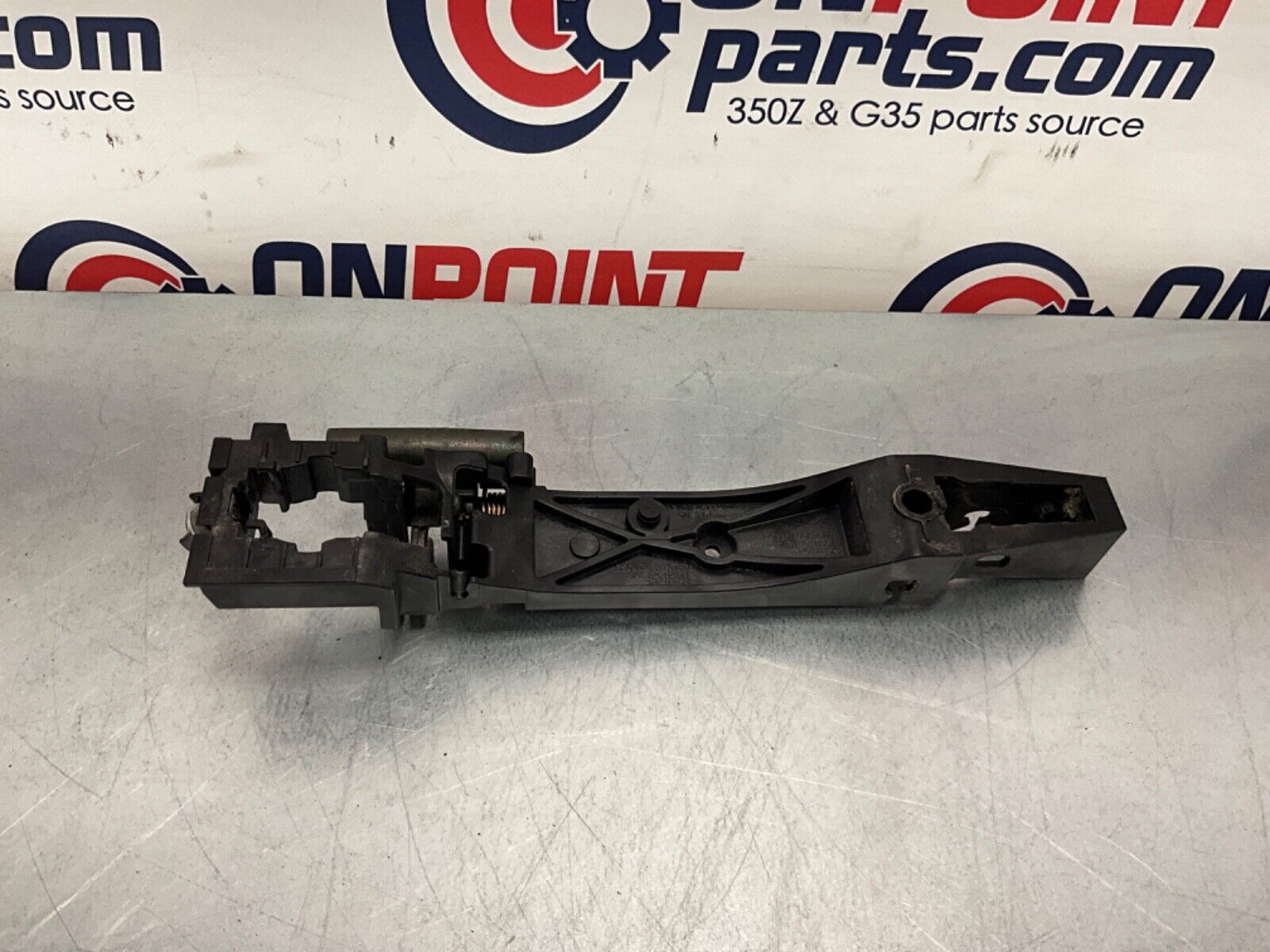 2007 Infiniti V35 G35 Passenger Right Exterior Door Handle Bracket OEM 11BGYEE - On Point Parts Inc
