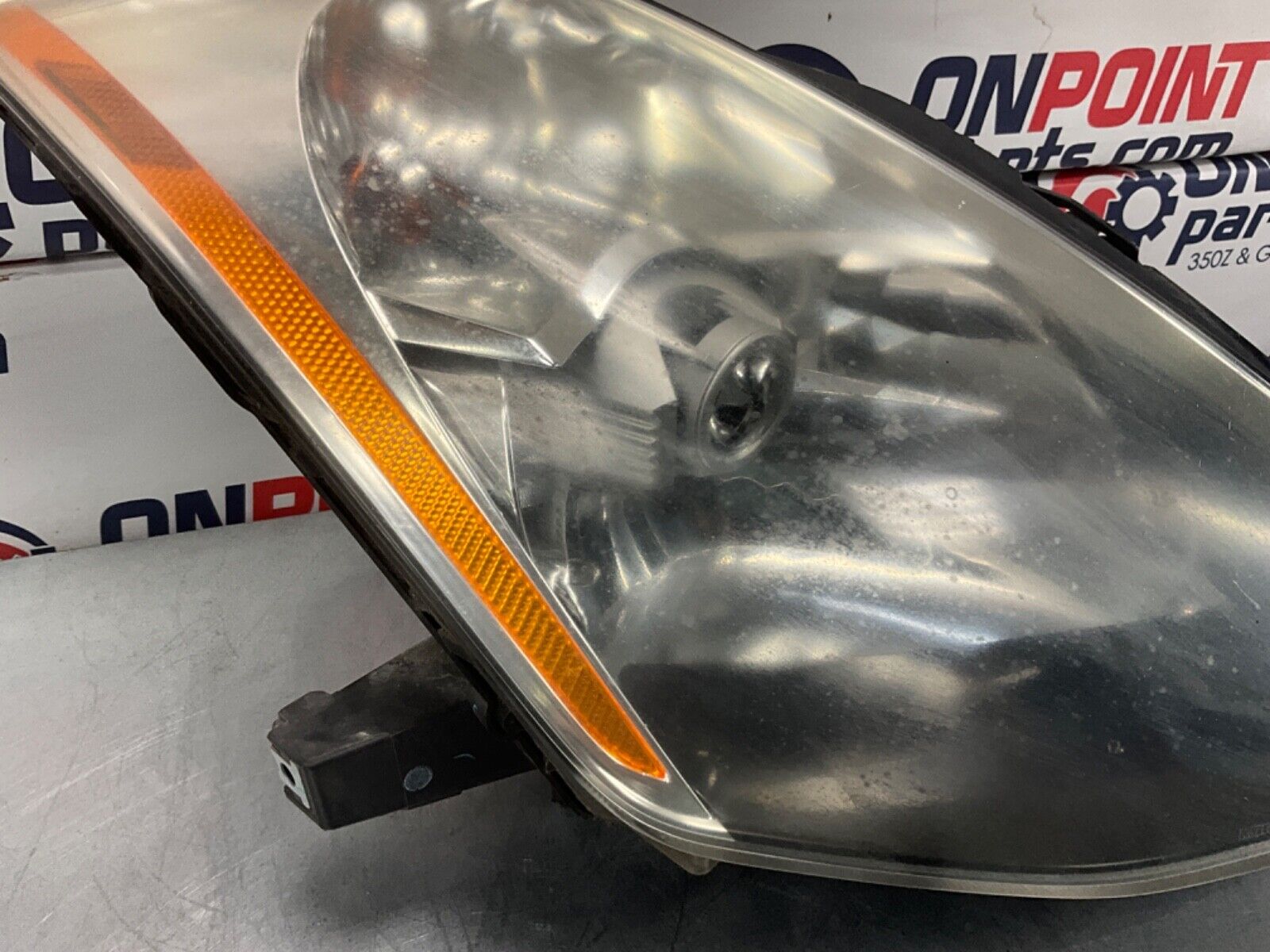 2005 Nissan Z33 350Z Passenger Right Xenon HID Headlight Assembly OEM 24BHQE2 - On Point Parts Inc