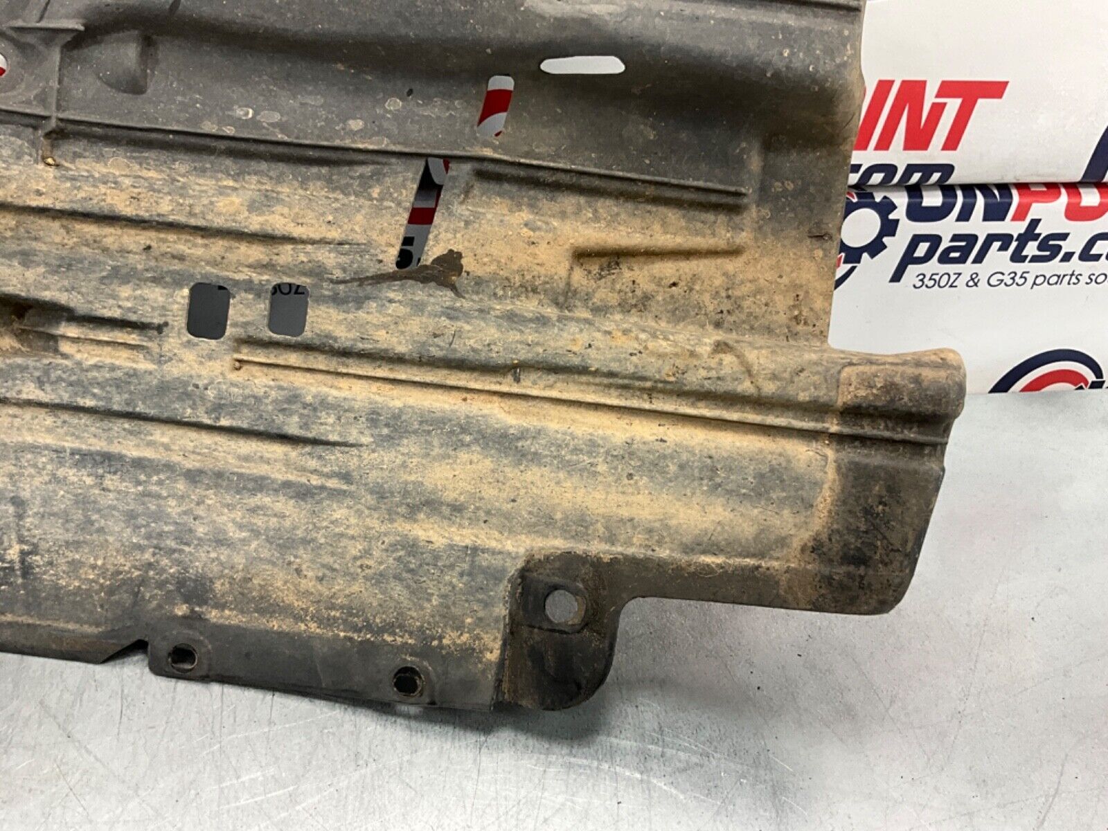 2005 Nissan Z33 350Z Passenger Right Inner Fender Liner OEM 24BHQE3 - On Point Parts Inc
