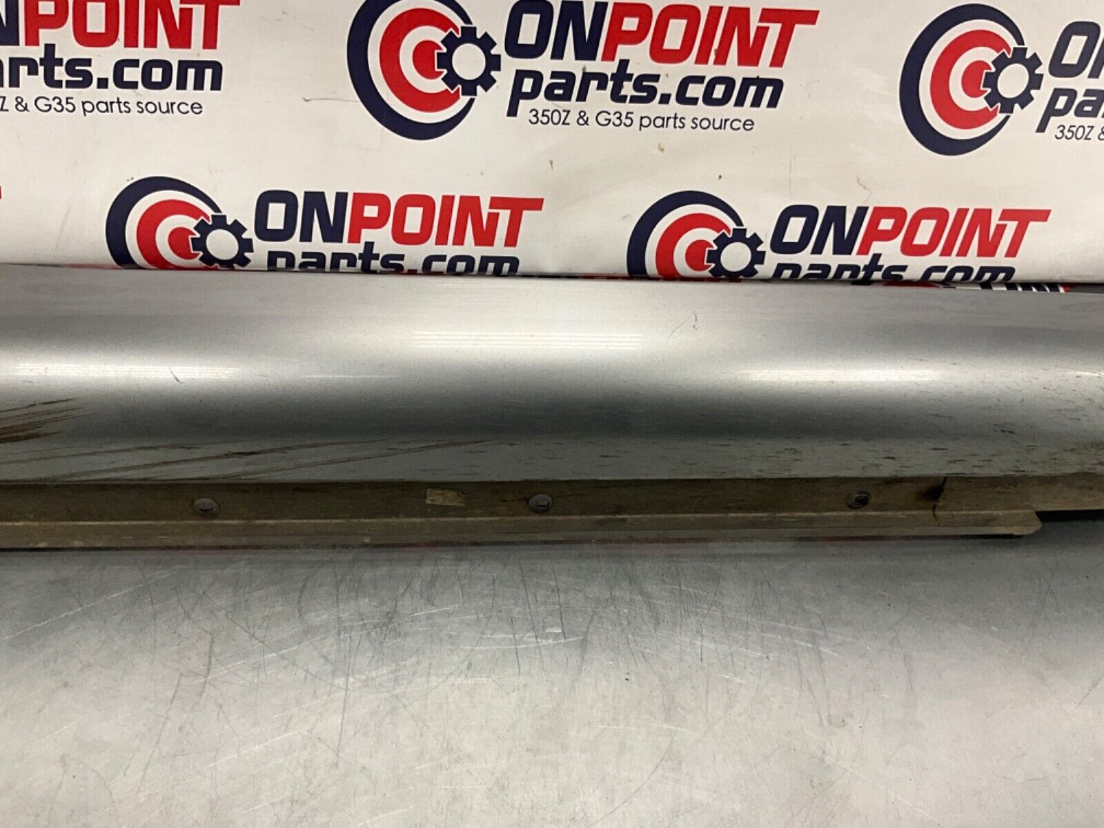2005 Nissan Z33 350Z Passenger Right Rocker Panel Side Skirt OEM 24BHQE5 - On Point Parts Inc