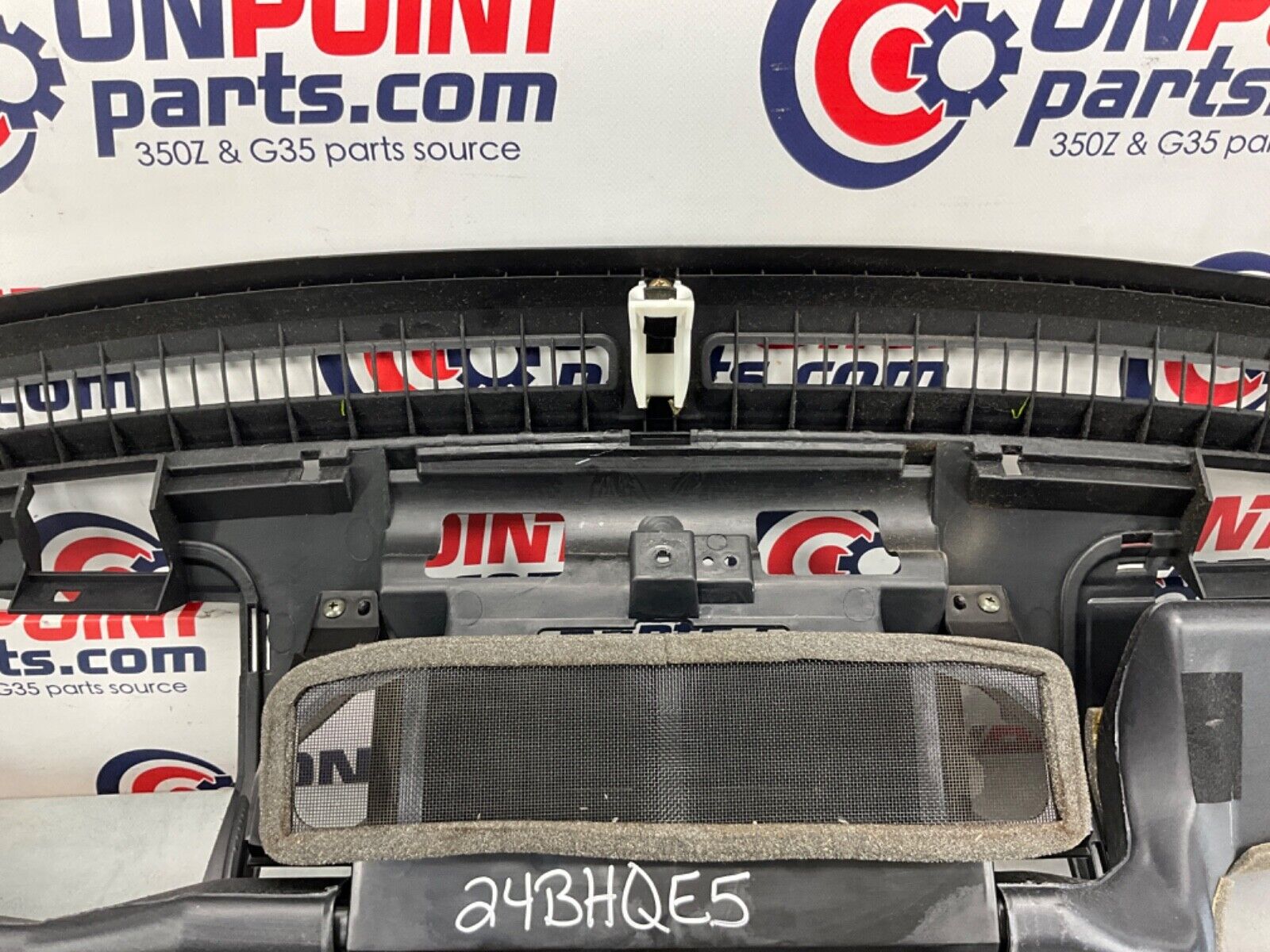 2005 Nissan Z33 350Z Front Convertible Dash Panel Trim 68200 OEM 24BHQE5 - On Point Parts Inc