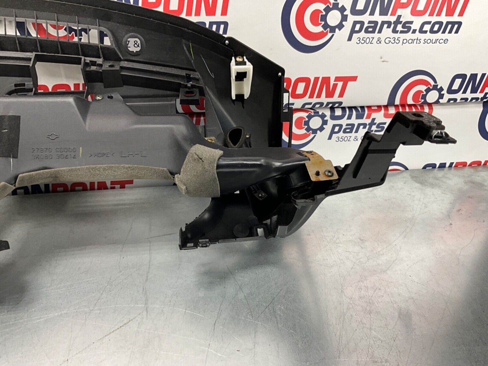 2005 Nissan Z33 350Z Front Convertible Dash Panel Trim 68200 OEM 24BHQE5 - On Point Parts Inc