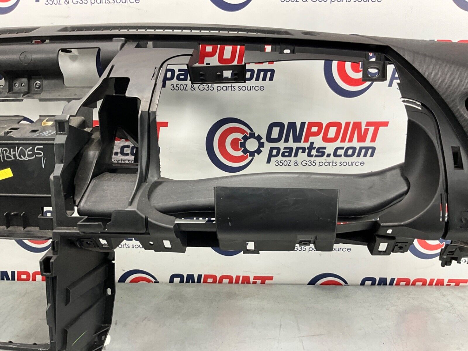 2005 Nissan Z33 350Z Front Convertible Dash Panel Trim 68200 OEM 24BHQE5 - On Point Parts Inc