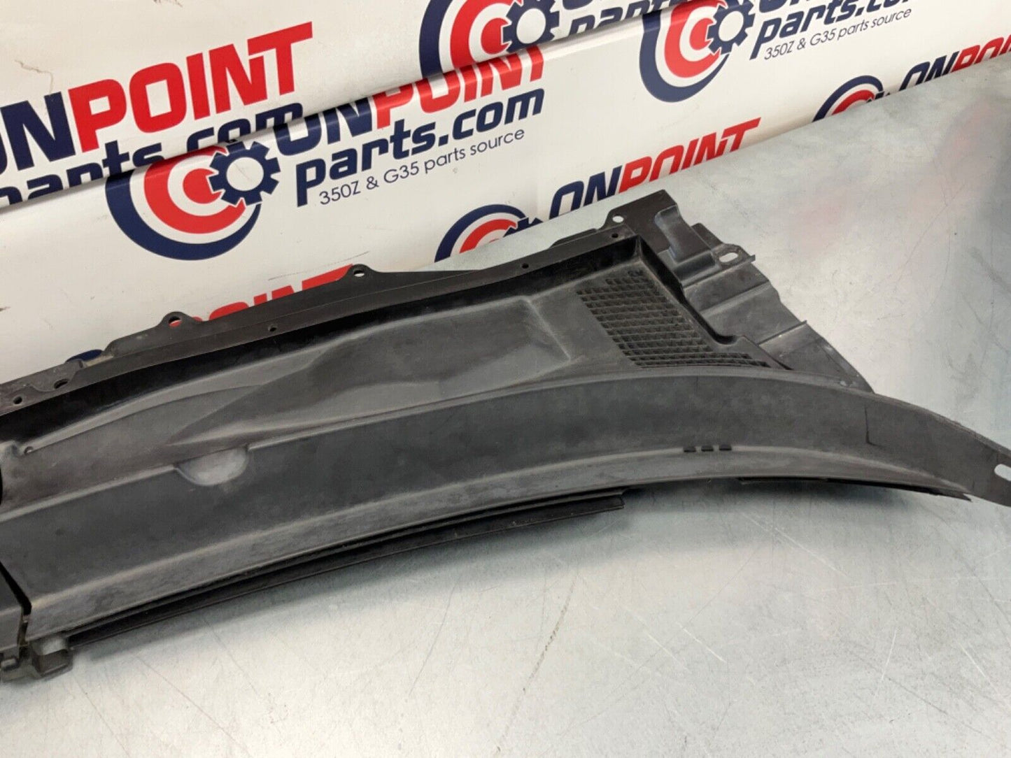2014 Nissan Z34 370Z Front Windshield Wiper Cowl Assembly OEM 14BILE3 - On Point Parts Inc