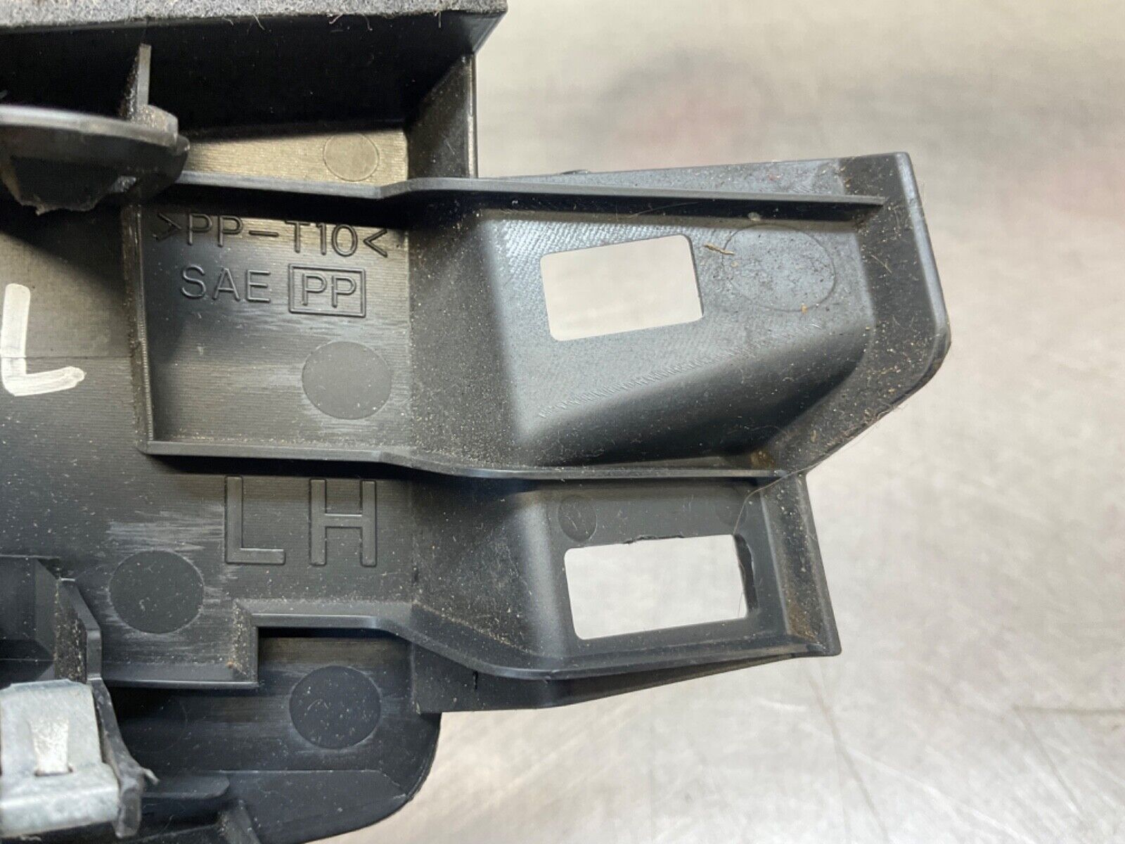 2014 Nissan Z34 370Z Driver Left Center Dash Vent Trim 68421 OEM 14BILEA - On Point Parts Inc