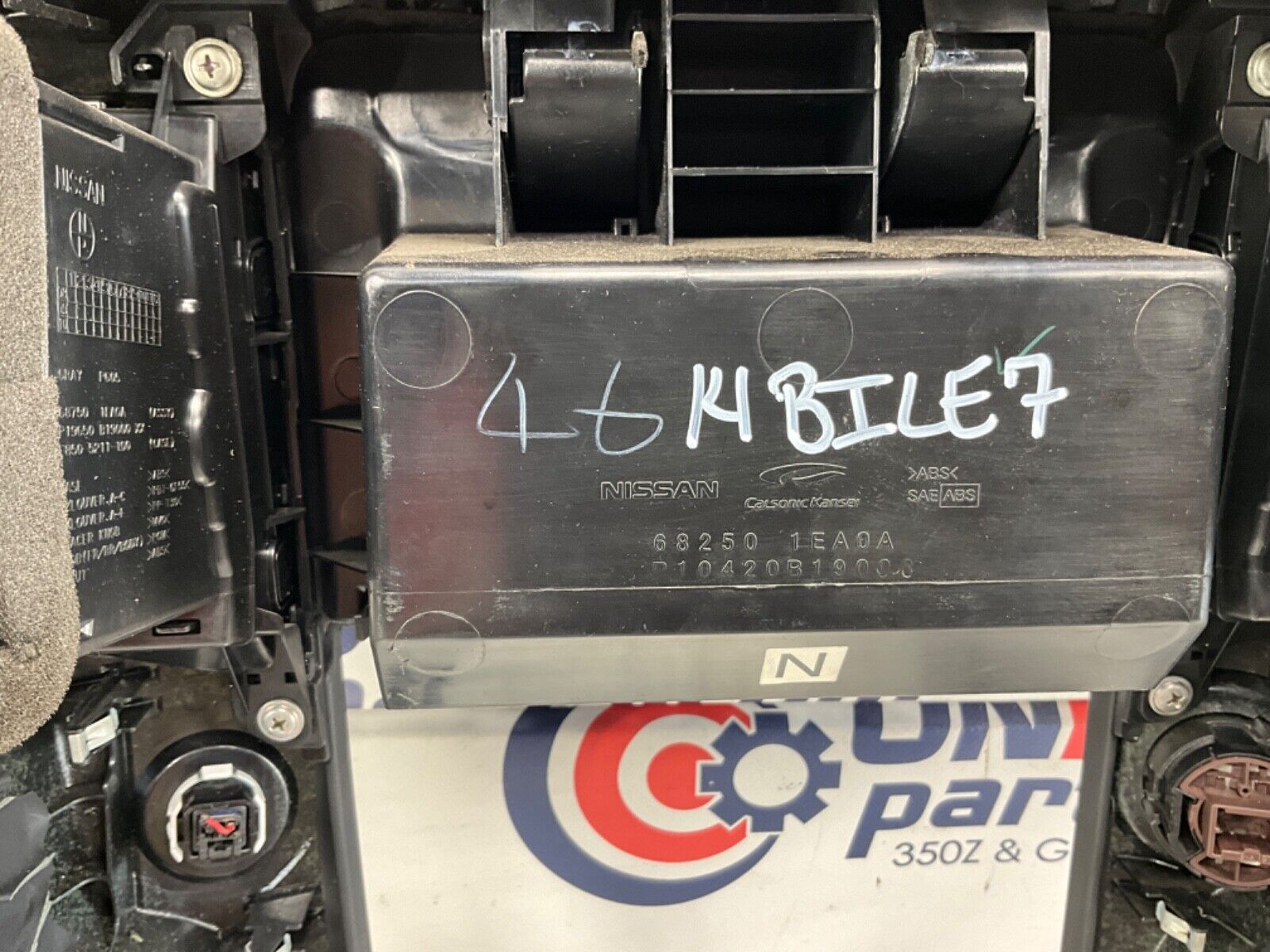 2014 Nissan Z34 370Z Front Center Dash Cubby Engine Start Button OEM 14BILE7 - On Point Parts Inc