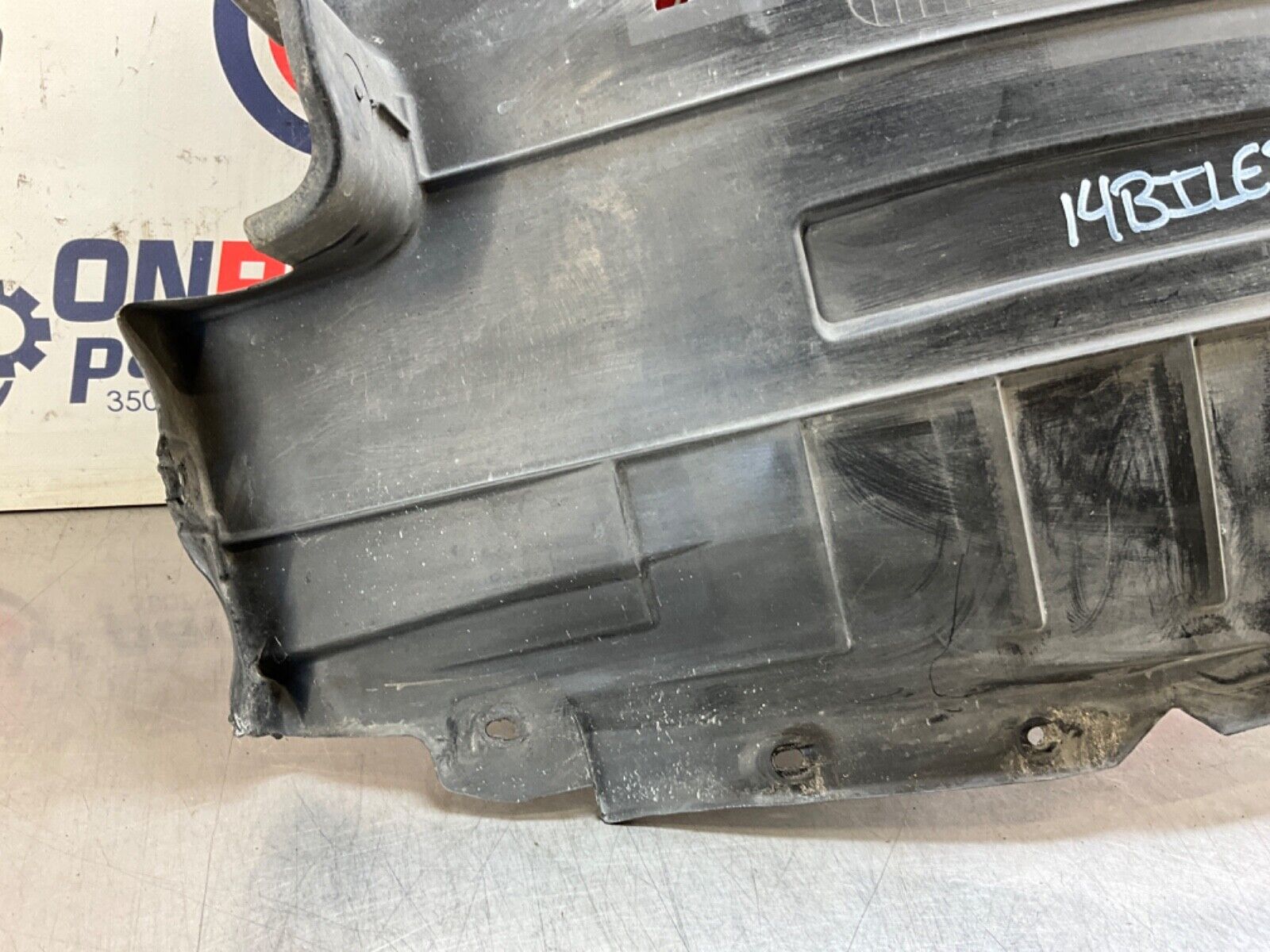 2014 Nissan Z34 370Z Passenger Right Front Inner Fender Liner OEM 14BILE3 - On Point Parts Inc