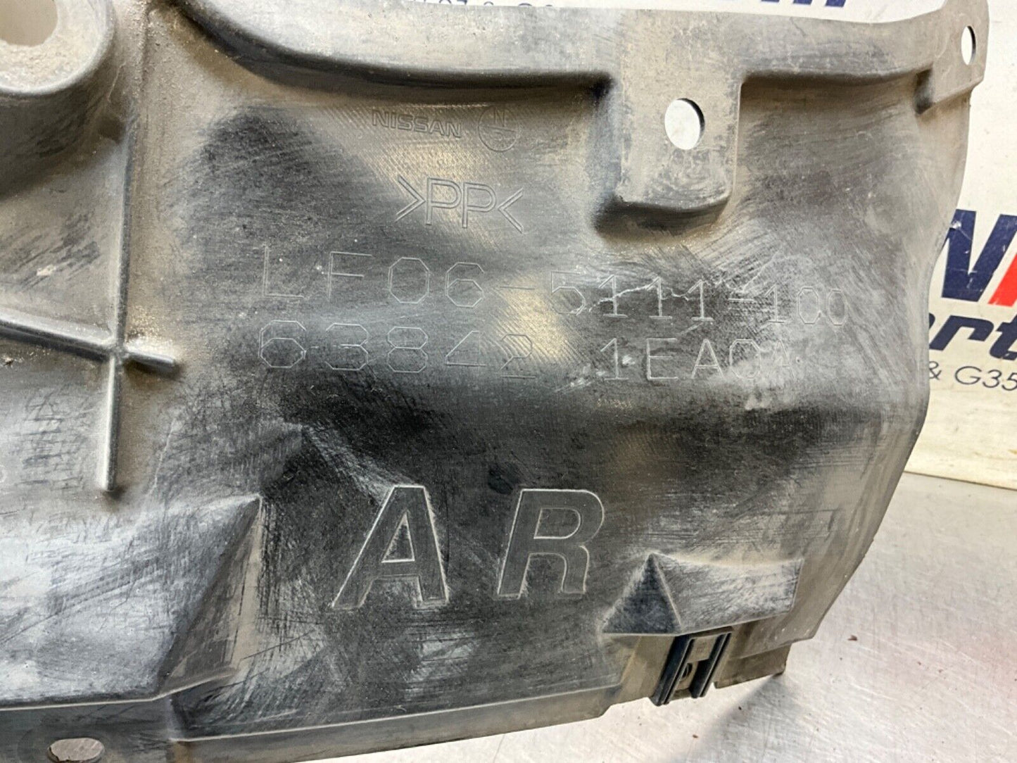 2014 Nissan Z34 370Z Passenger Right Front Inner Fender Liner OEM 14BILE3 - On Point Parts Inc