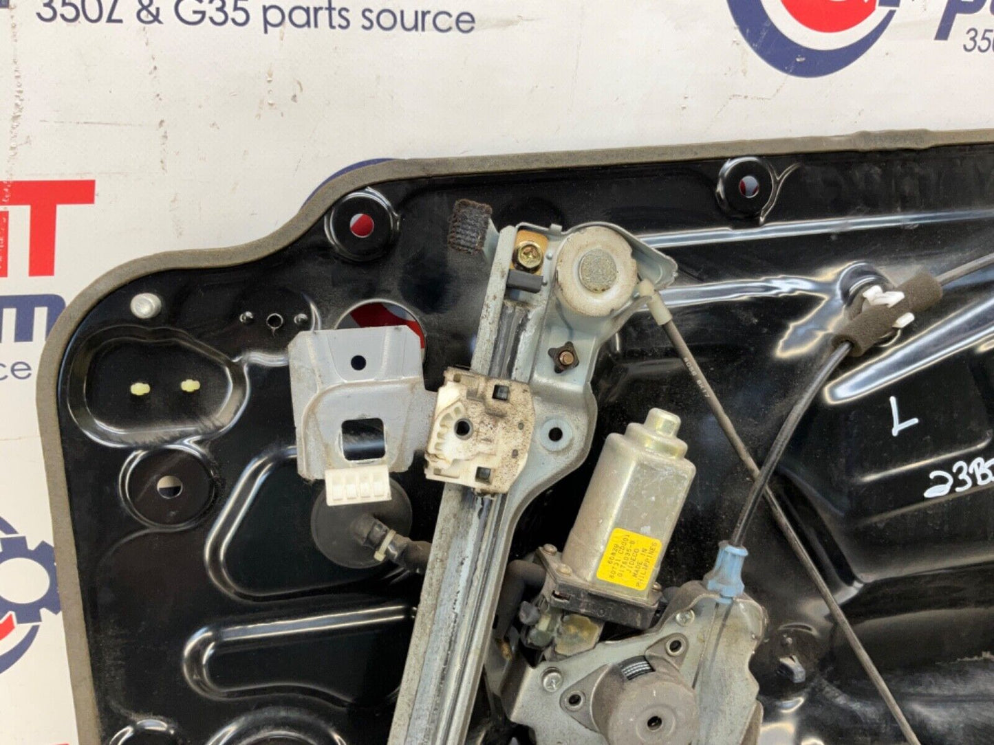 2007 Nissan Z33 350Z Driver Left Window Regulator Motor Panel OEM 23BIZE3 - On Point Parts Inc