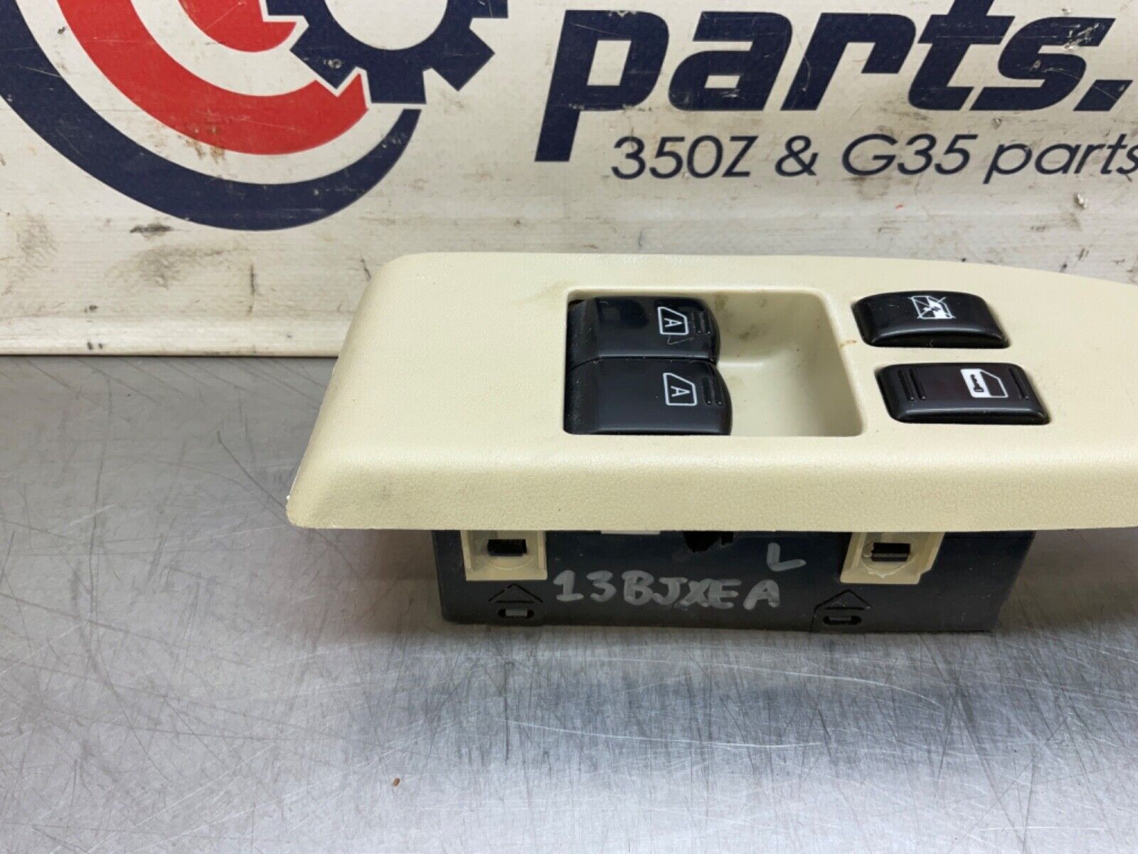 2005 Infiniti V35 G35 Driver Master Window Door Lock Switches 80961 OEM 13BJXEA - On Point Parts Inc