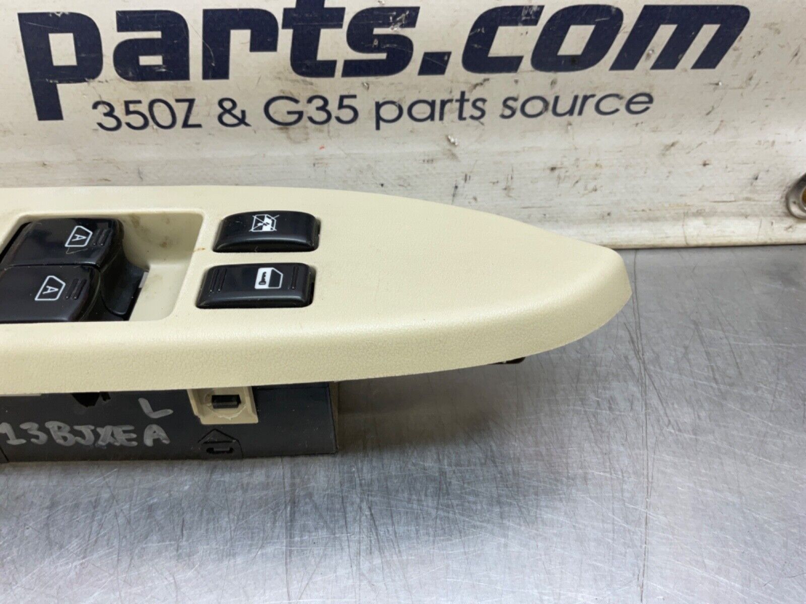 2005 Infiniti V35 G35 Driver Master Window Door Lock Switches 80961 OEM 13BJXEA - On Point Parts Inc