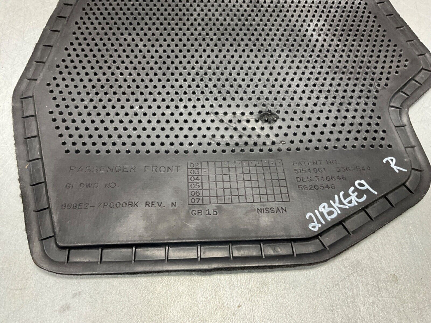 2003 Nissan Z33 350Z Passenger Right Front Floor Mat 999E2 OEM 21BKGE9 - On Point Parts Inc