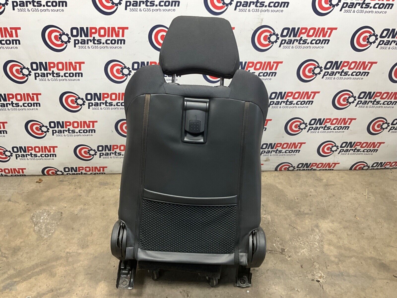 2004 Nissan Z33 350Z Passenger Right Cloth Seat Manual Adjust OEM 14BALF9 - On Point Parts Inc