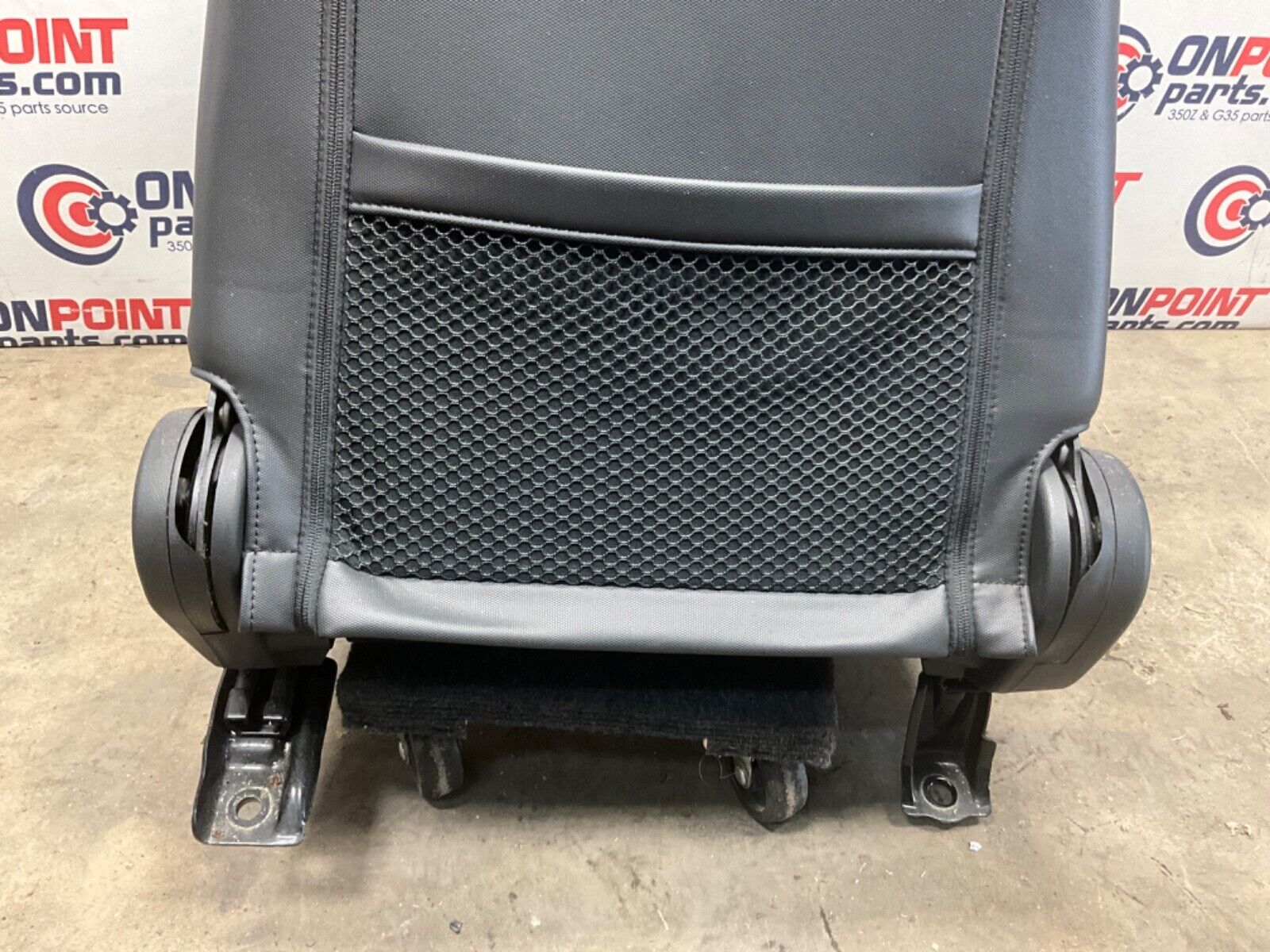 2004 Nissan Z33 350Z Passenger Right Cloth Seat Manual Adjust OEM 14BALF9 - On Point Parts Inc
