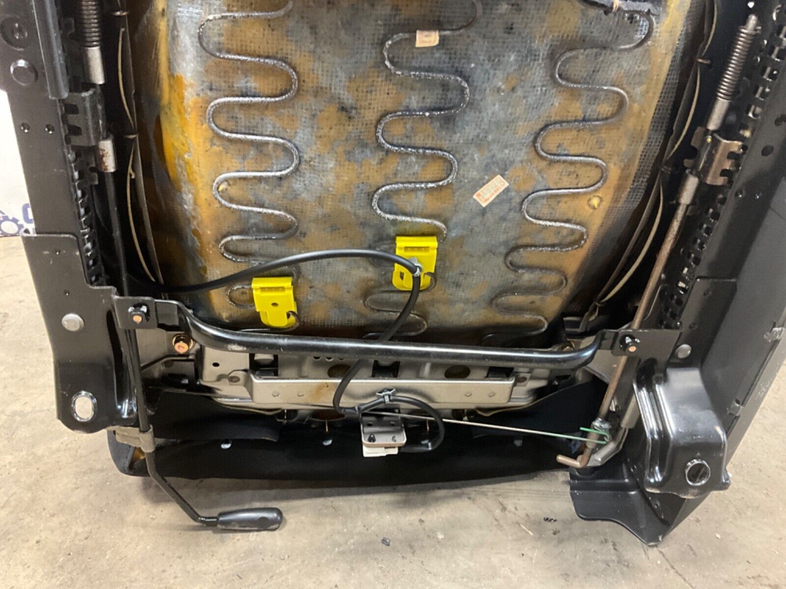 2004 Nissan Z33 350Z Passenger Right Cloth Seat Manual Adjust OEM 14BALF9 - On Point Parts Inc