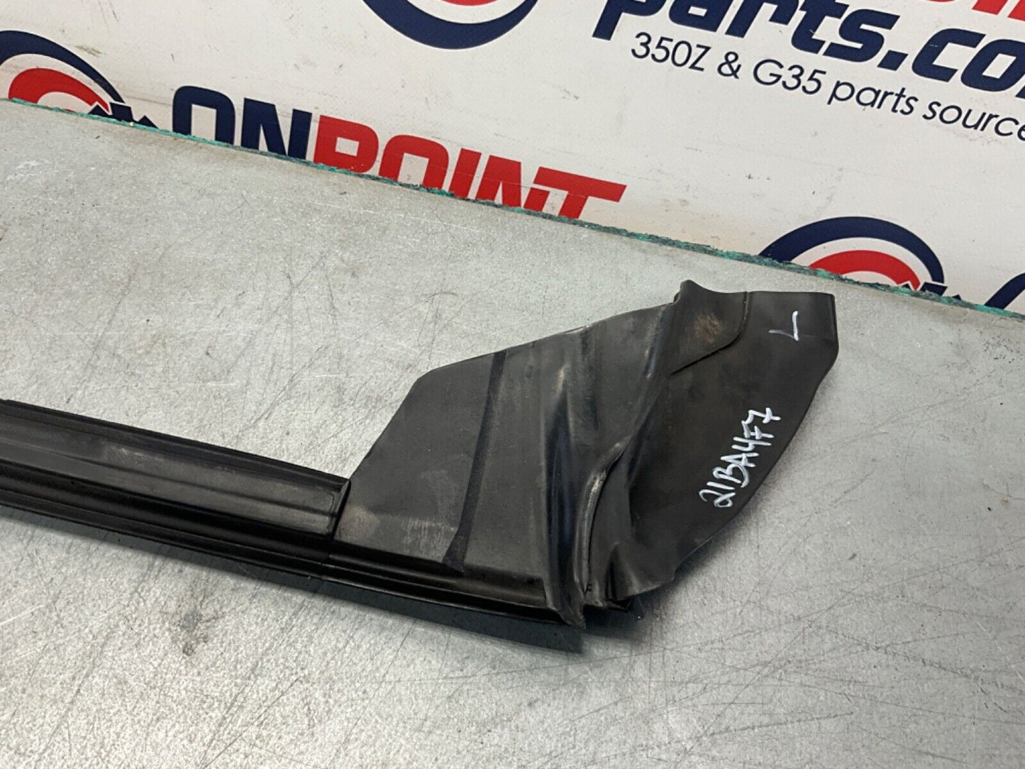 2009 BMW E92 335i Driver Left Coupe Inner Door Window Belt Weather OEM 21BA4F7 - On Point Parts Inc