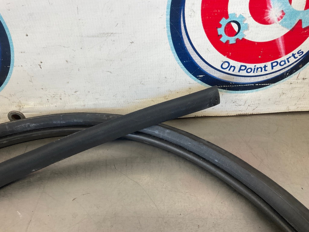 2006 Nissan 350Z Passenger Right Door Seal OEM 25BFPDE - On Point Parts Inc