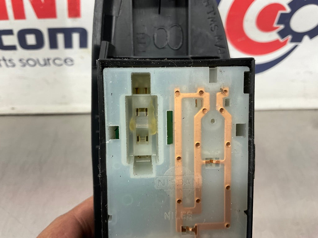 2003 Infiniti G35 Driver Left Master Door Lock Window Switches 80961 OEM 13BEWEA - On Point Parts Inc