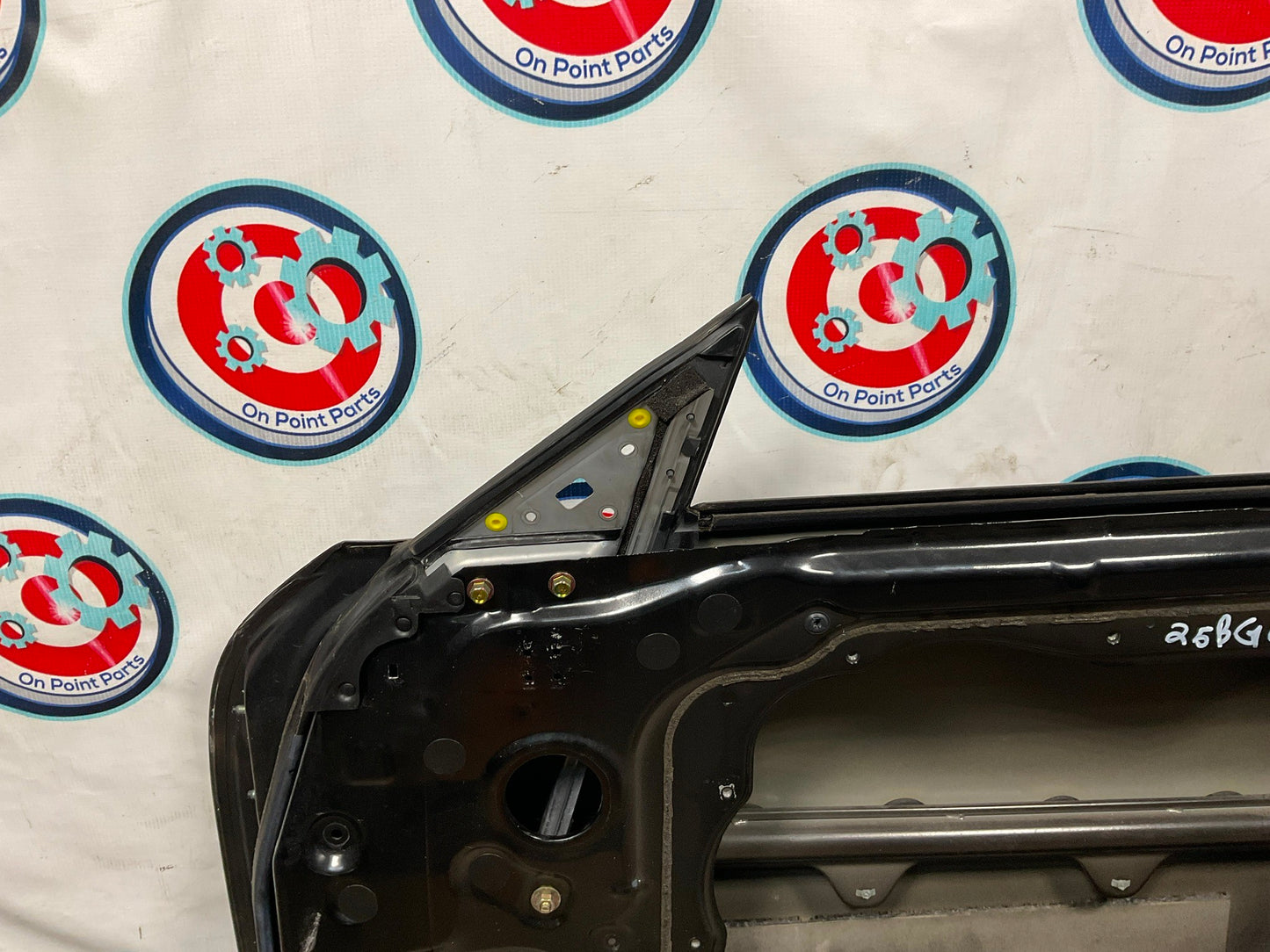 2006 Nissan 350Z Passenger Right Door Shell OEM 25BGGD1 - On Point Parts Inc